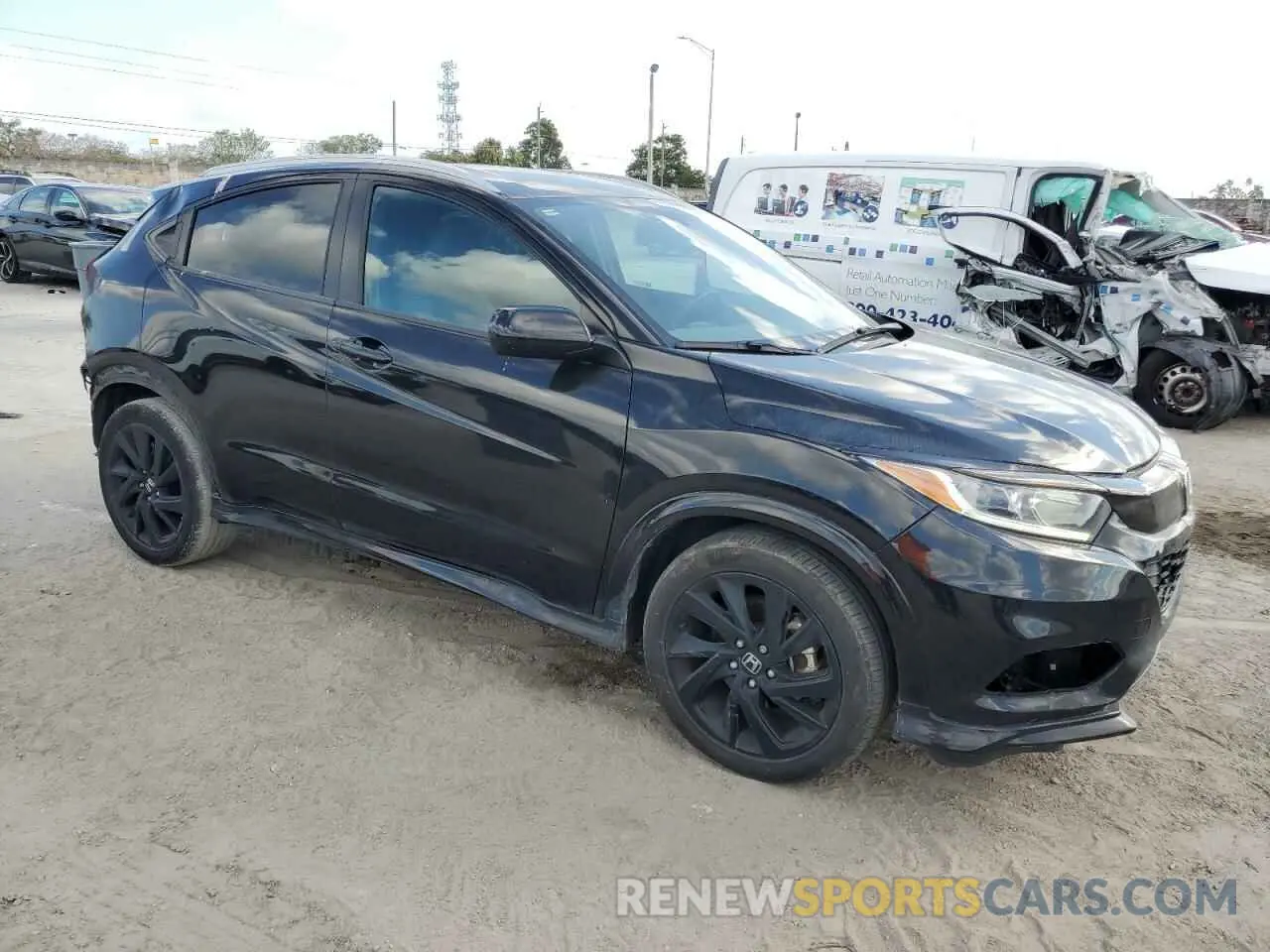 4 Photograph of a damaged car 3CZRU5H16NM729446 HONDA HR-V 2022