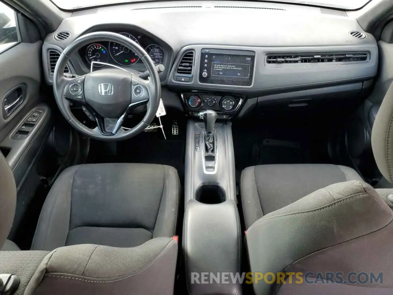 8 Photograph of a damaged car 3CZRU5H16NM729446 HONDA HR-V 2022