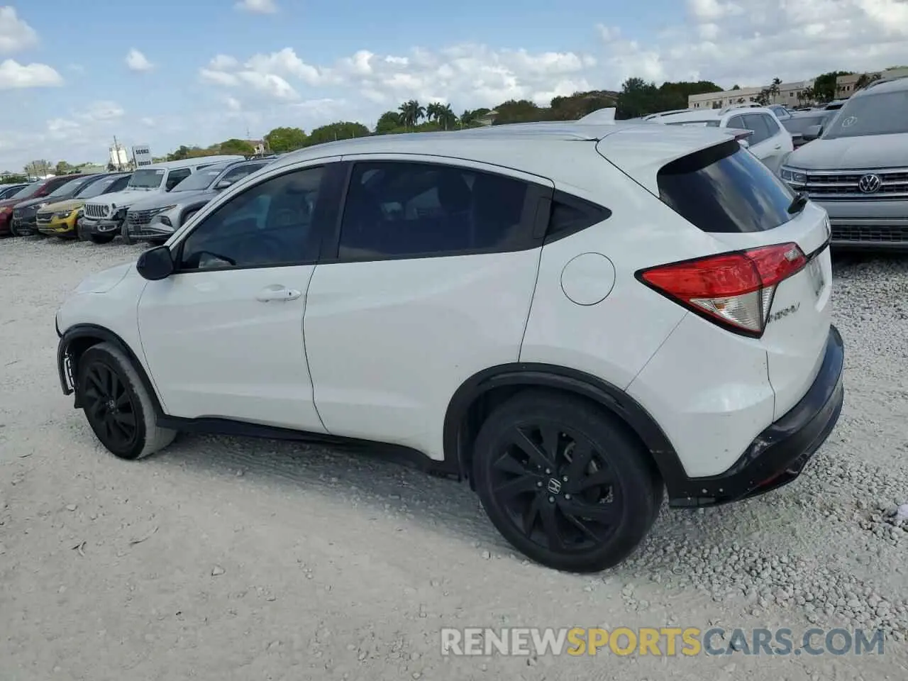 2 Photograph of a damaged car 3CZRU5H16NM730421 HONDA HR-V 2022