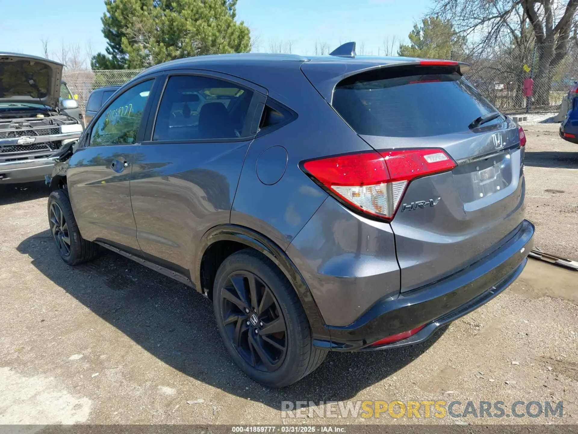 3 Photograph of a damaged car 3CZRU5H16NM730693 HONDA HR-V 2022