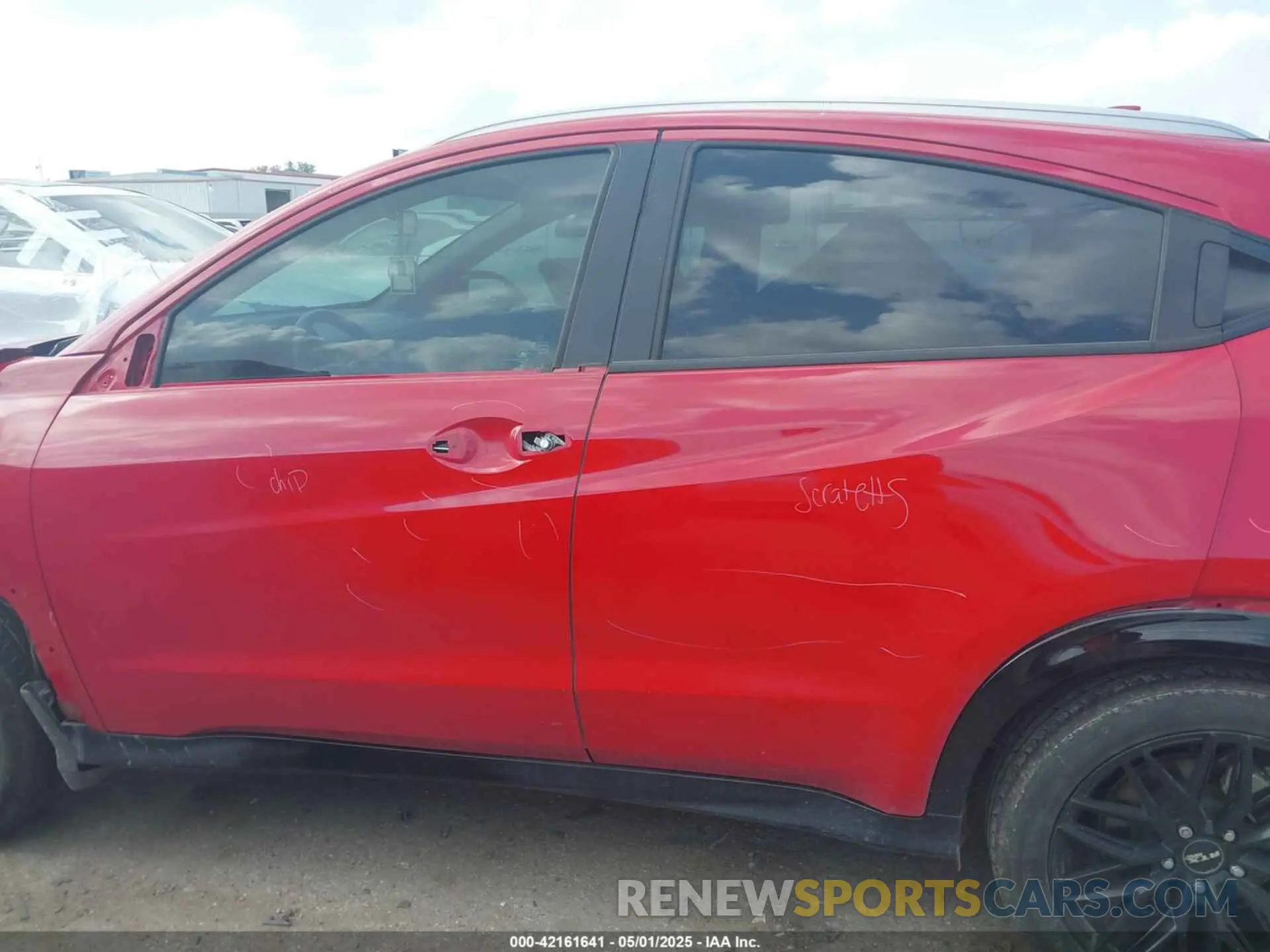 15 Photograph of a damaged car 3CZRU5H16NM742133 HONDA HR-V 2022