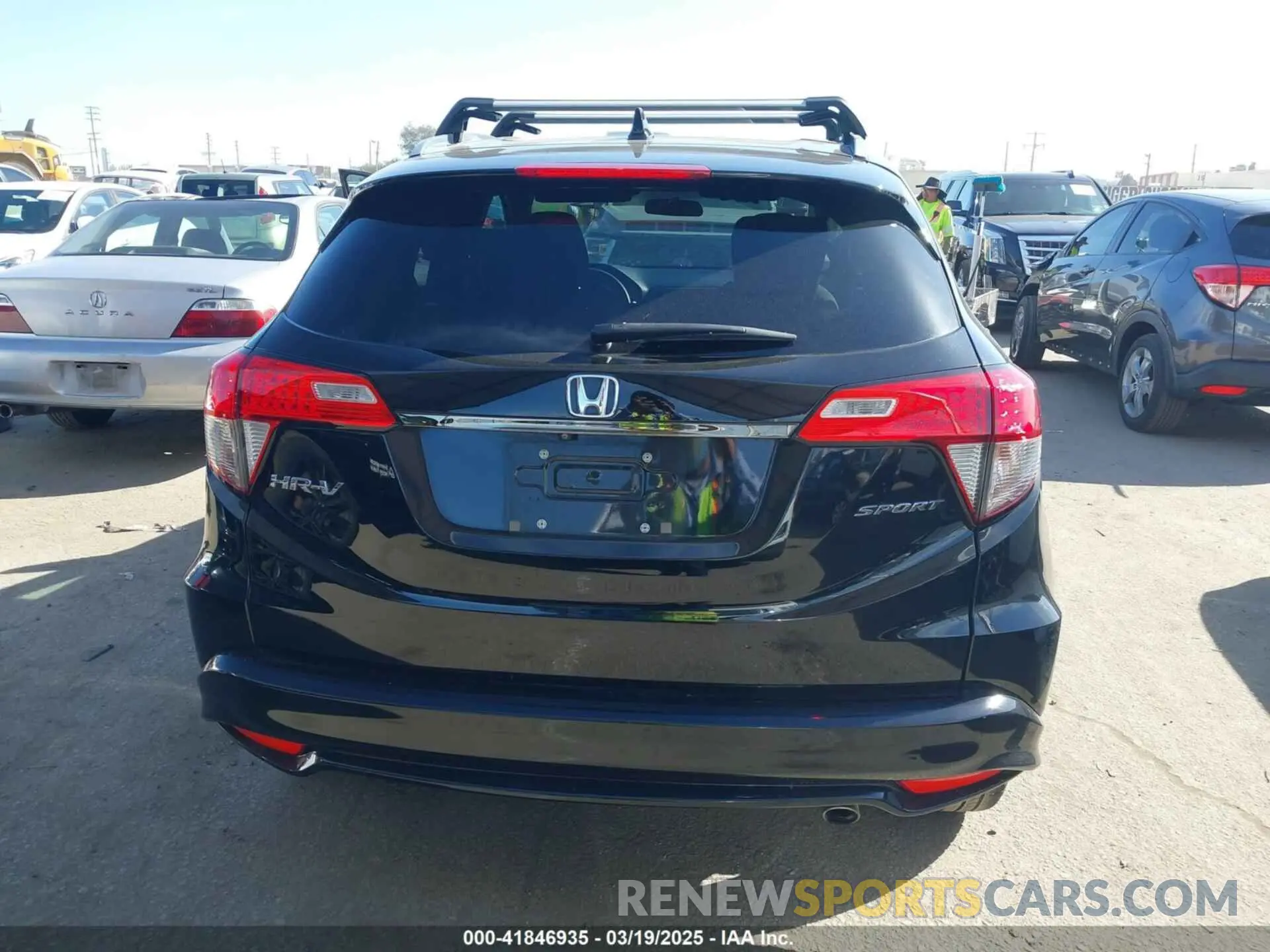 16 Photograph of a damaged car 3CZRU5H17NM712882 HONDA HR-V 2022