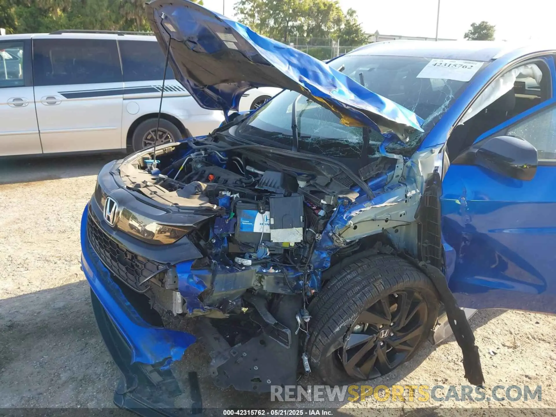 6 Photograph of a damaged car 3CZRU5H18NM731330 HONDA HR-V 2022