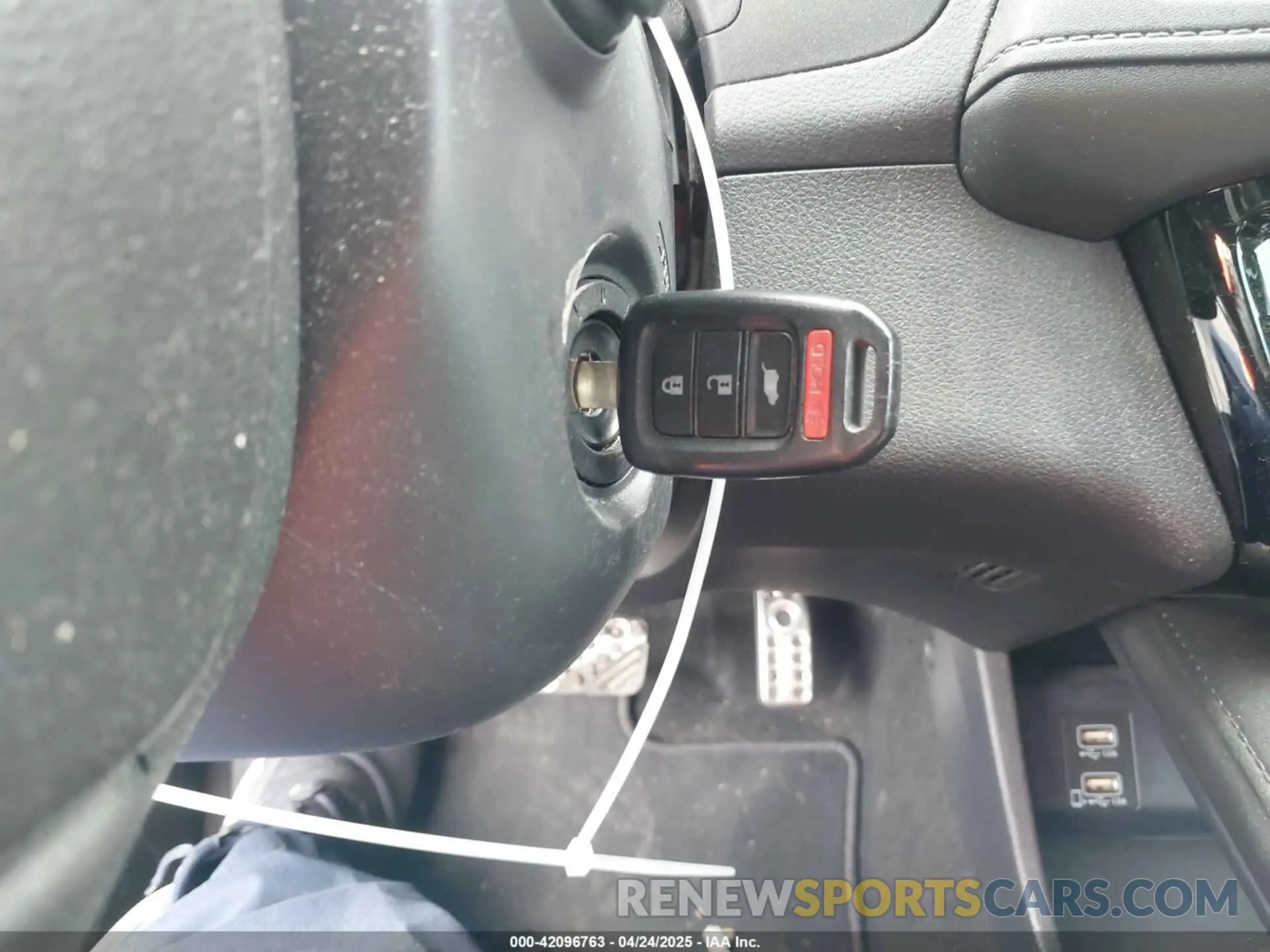 11 Photograph of a damaged car 3CZRU5H18NM745311 HONDA HR-V 2022