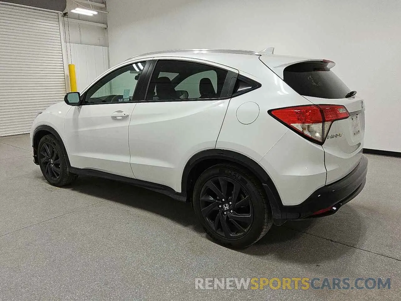 2 Photograph of a damaged car 3CZRU5H18NM745406 HONDA HR-V 2022