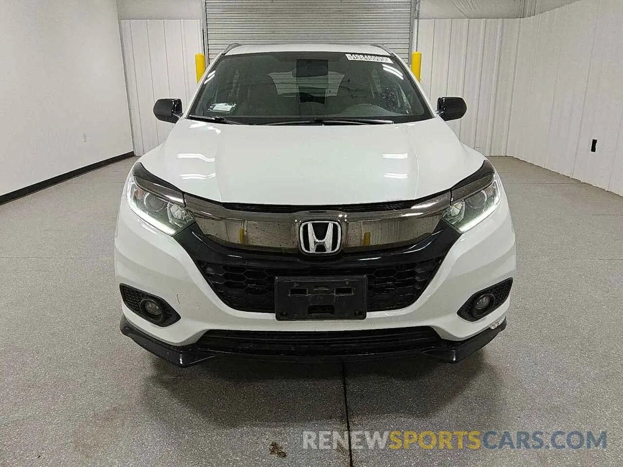 5 Photograph of a damaged car 3CZRU5H18NM745406 HONDA HR-V 2022