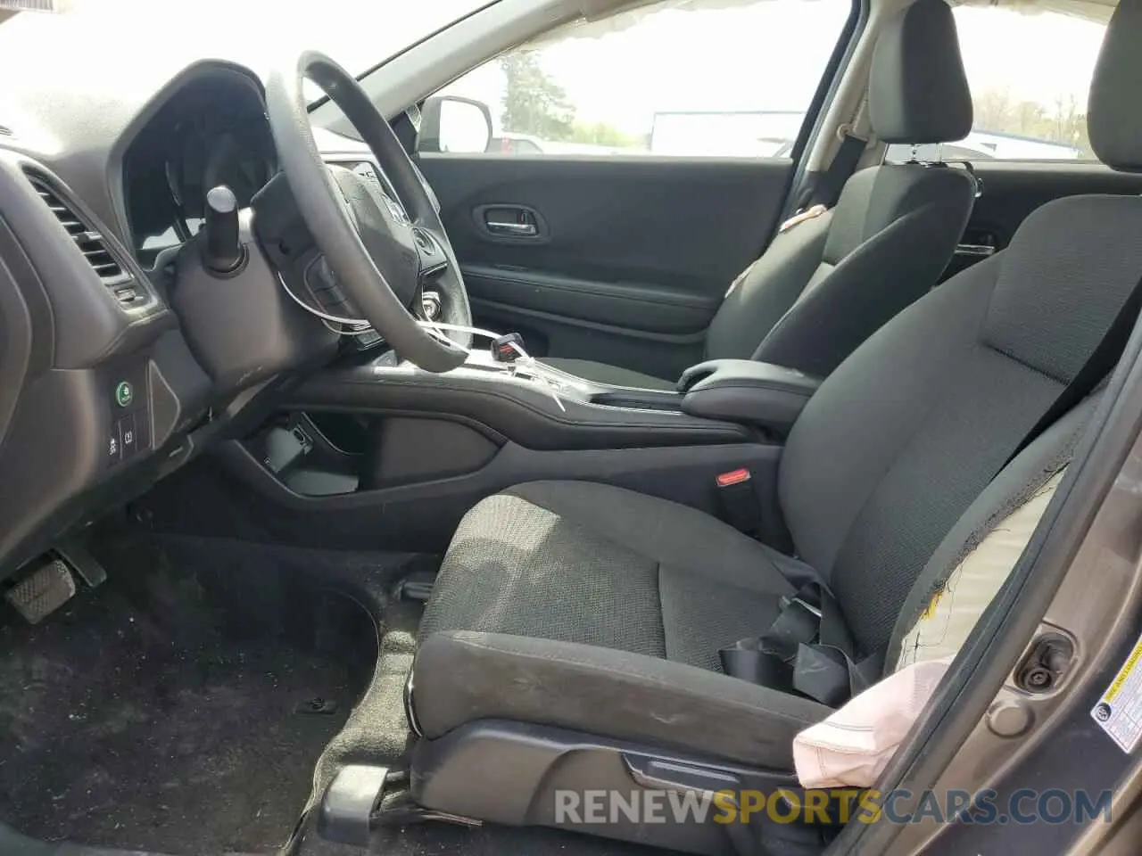 7 Photograph of a damaged car 3CZRU5H31NM702821 HONDA HR-V 2022