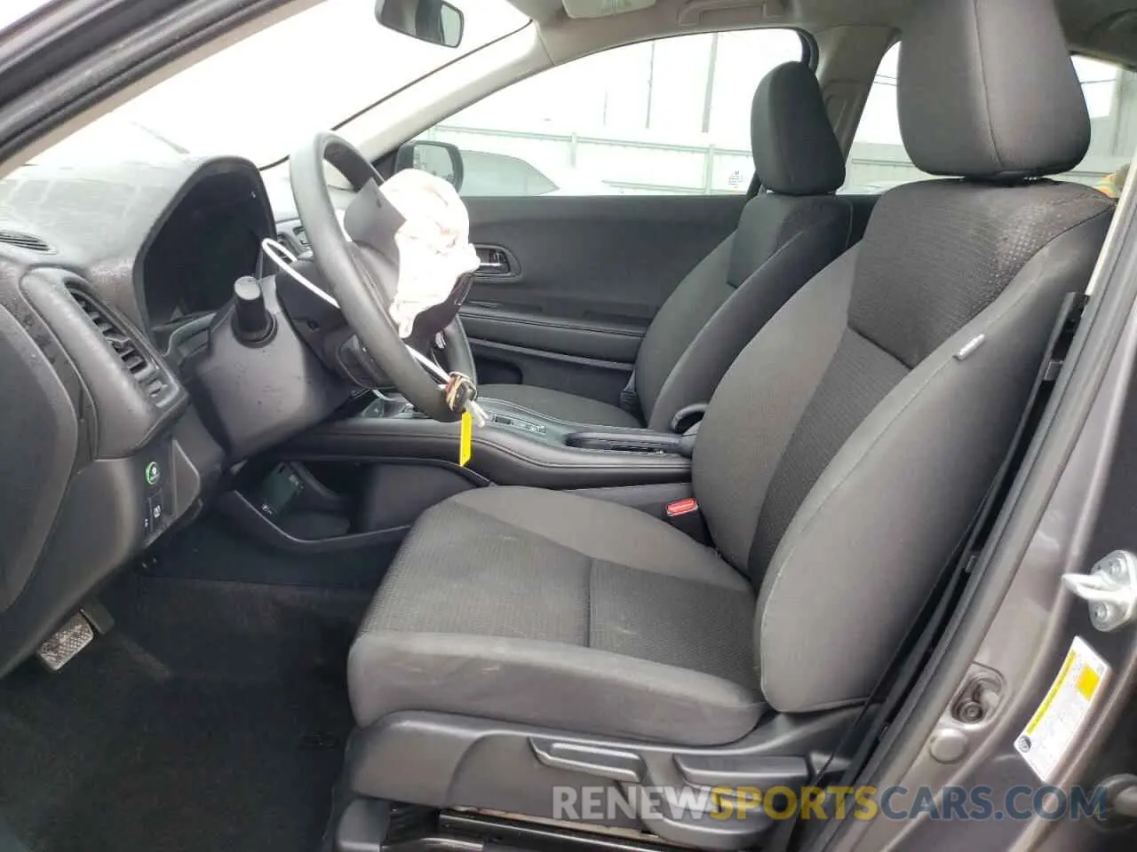 7 Photograph of a damaged car 3CZRU5H31NM706934 HONDA HR-V 2022