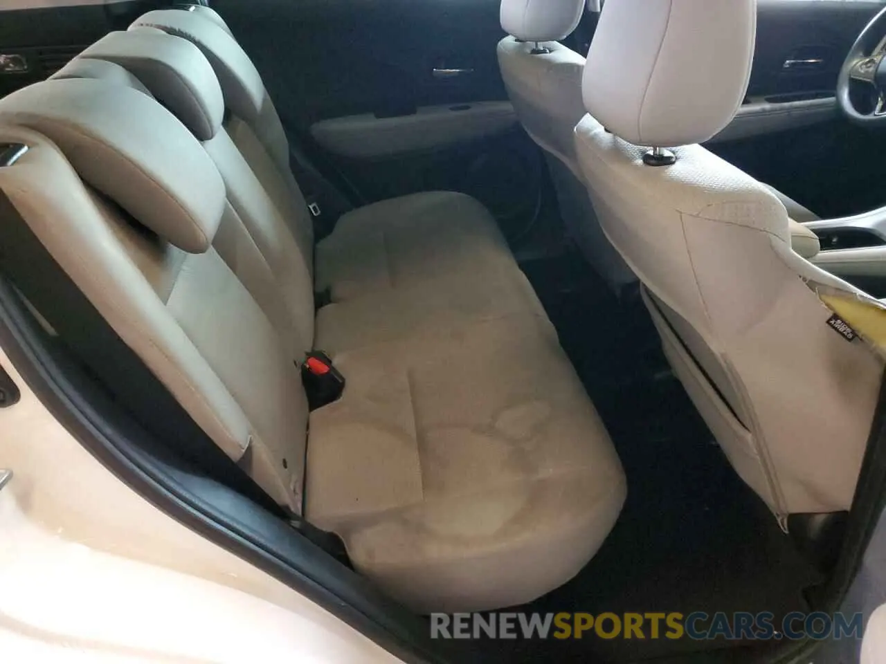 11 Photograph of a damaged car 3CZRU5H31NM720834 HONDA HR-V 2022