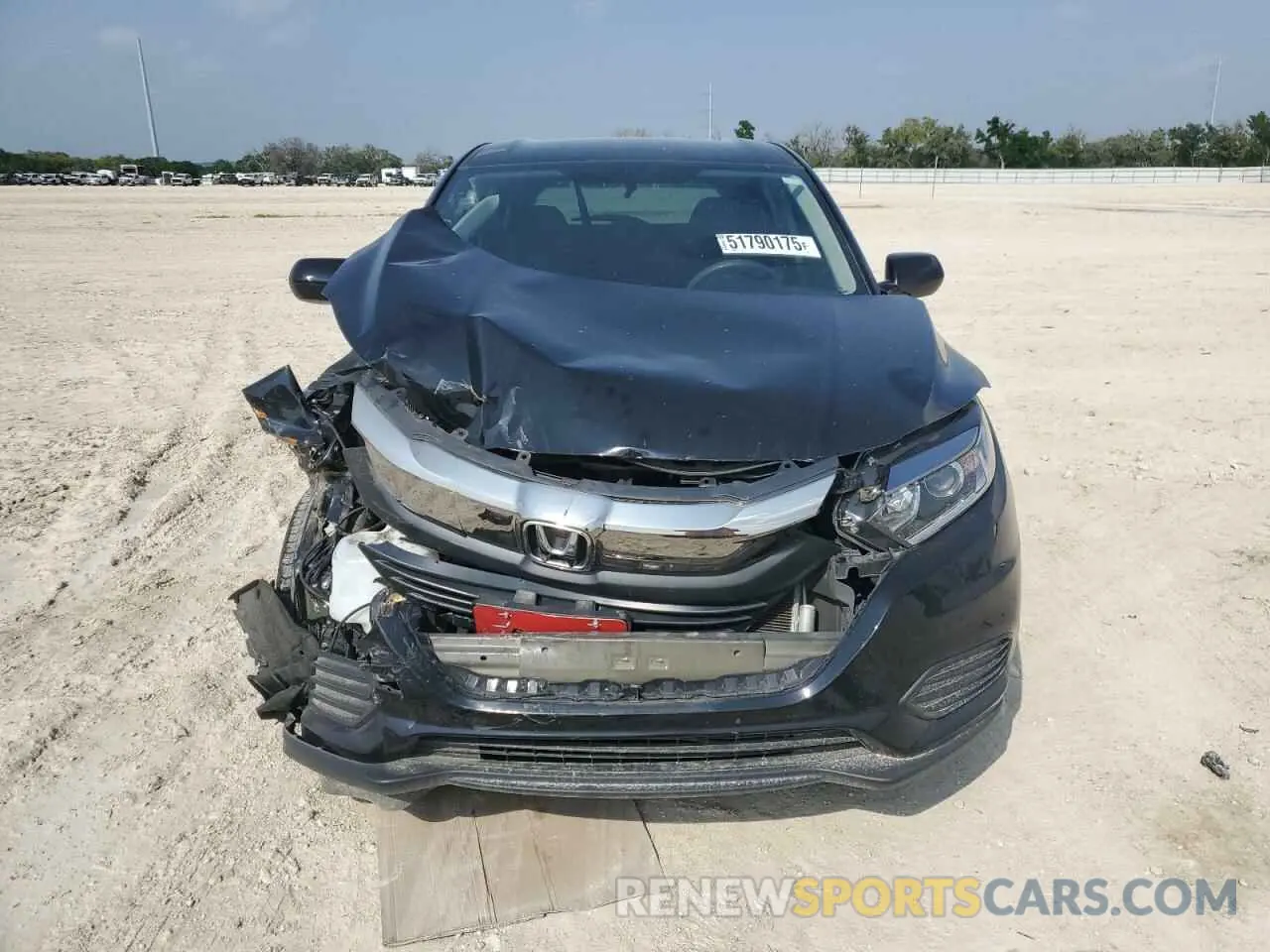 5 Photograph of a damaged car 3CZRU5H32NM716694 HONDA HR-V 2022