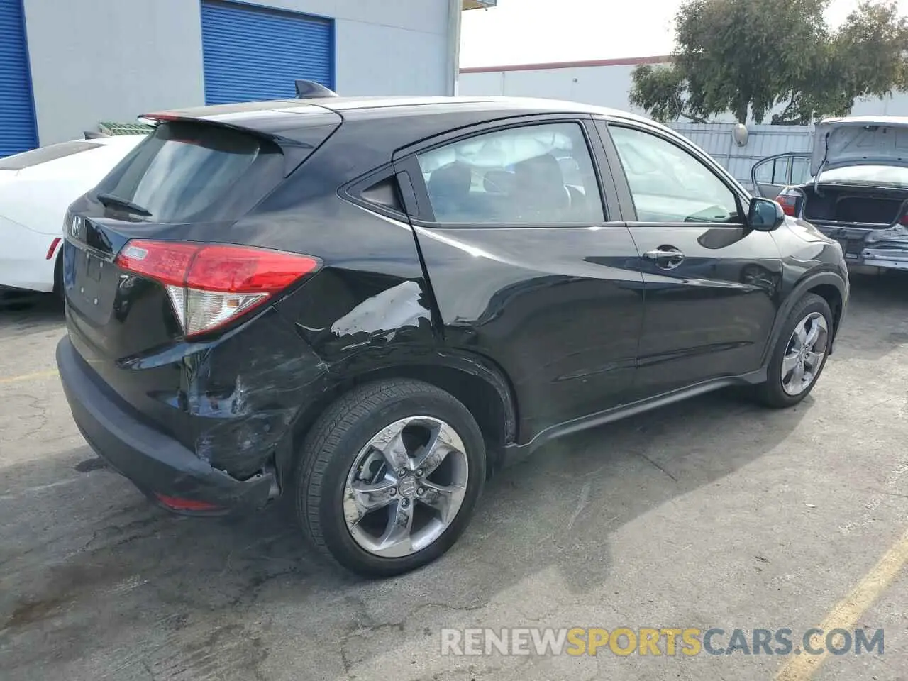 3 Photograph of a damaged car 3CZRU5H32NM731390 HONDA HR-V 2022