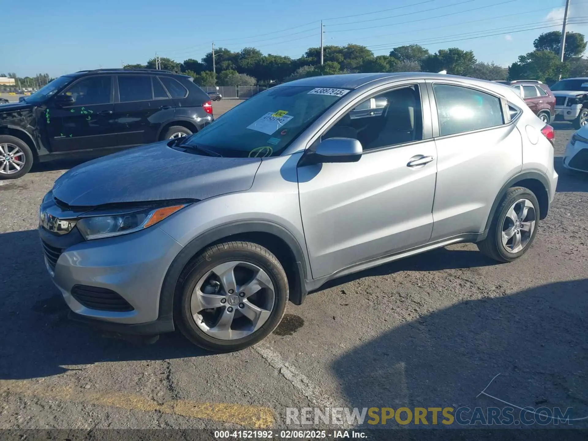 2 Photograph of a damaged car 3CZRU5H33NM709544 HONDA HR-V 2022