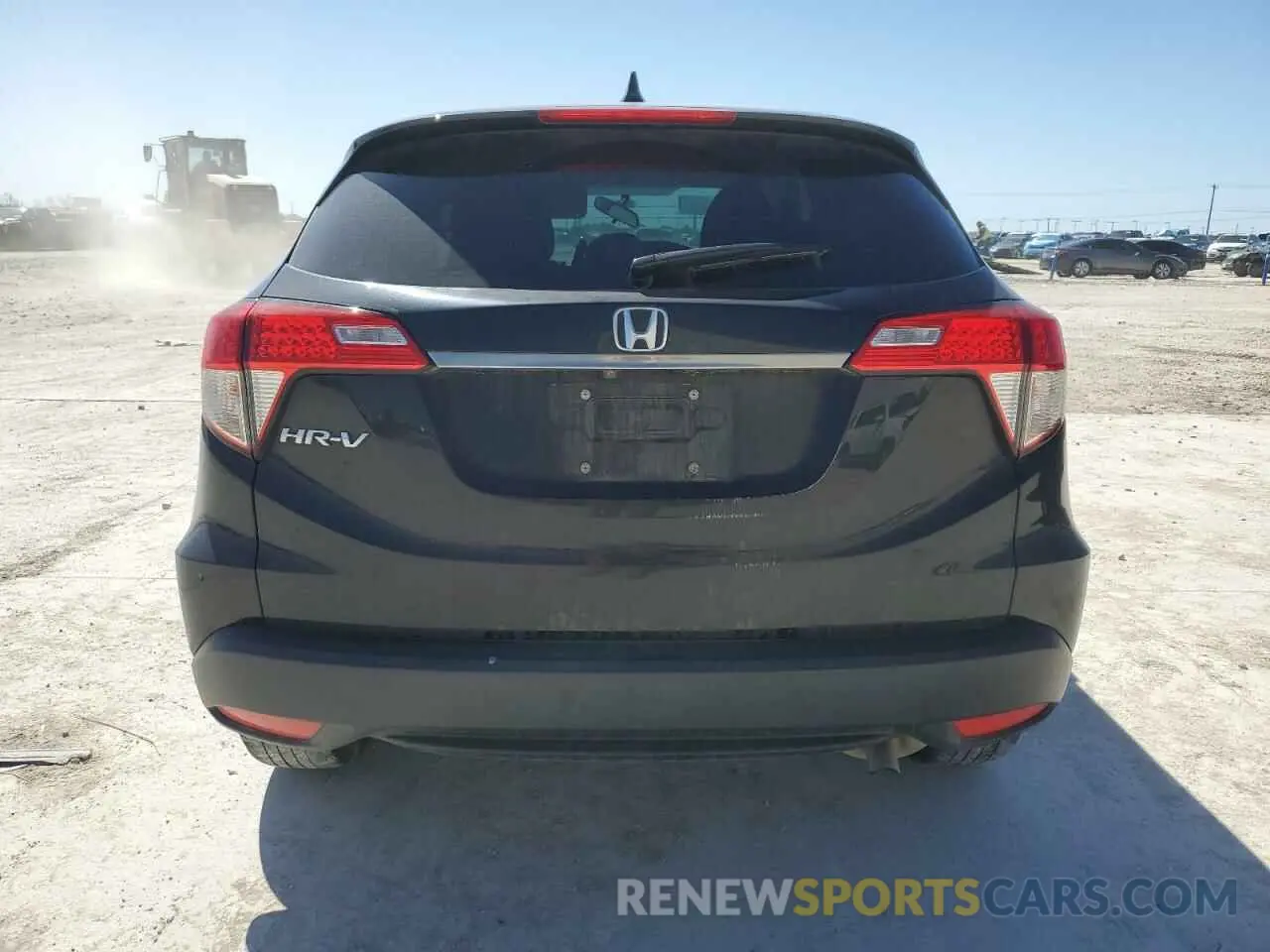 6 Photograph of a damaged car 3CZRU5H33NM731365 HONDA HR-V 2022