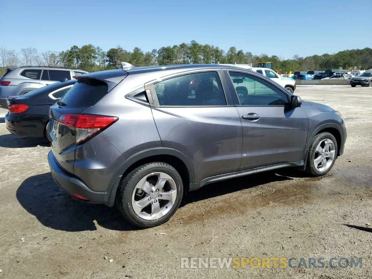 3 Photograph of a damaged car 3CZRU5H34NM711044 HONDA HR-V 2022