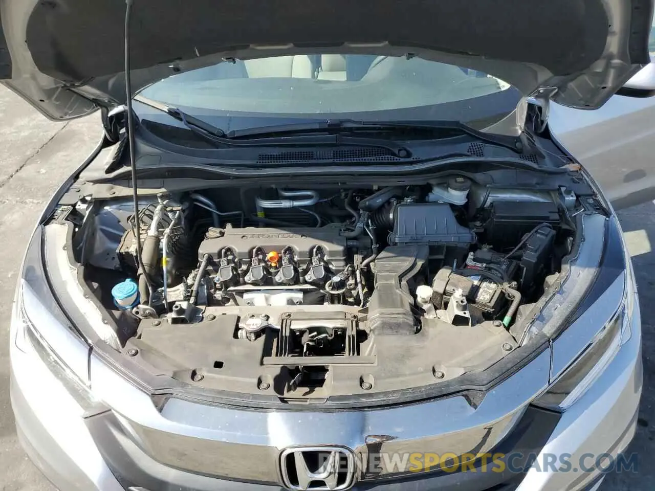 12 Photograph of a damaged car 3CZRU5H34NM717538 HONDA HR-V 2022