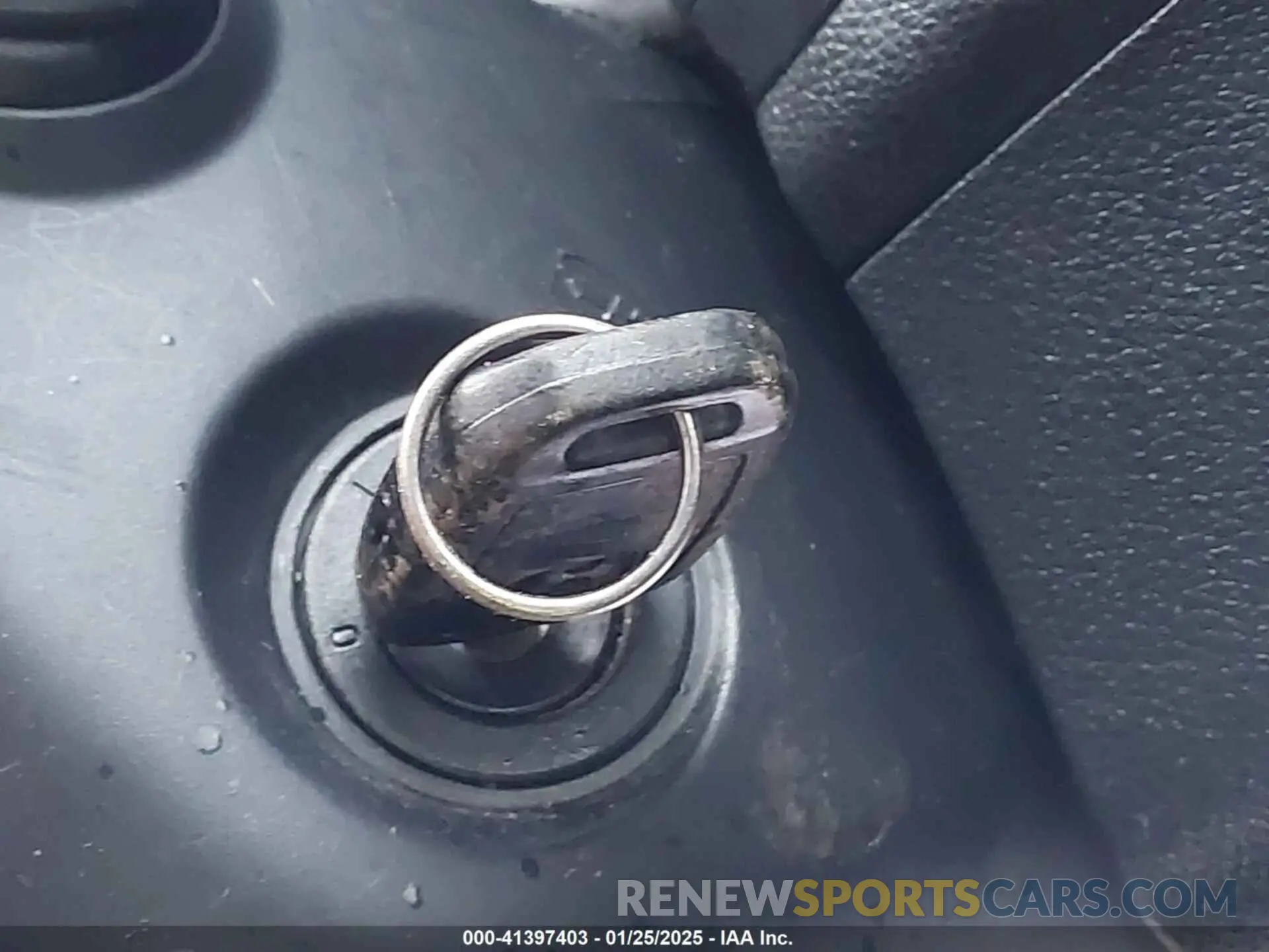 11 Photograph of a damaged car 3CZRU5H34NM731259 HONDA HR-V 2022