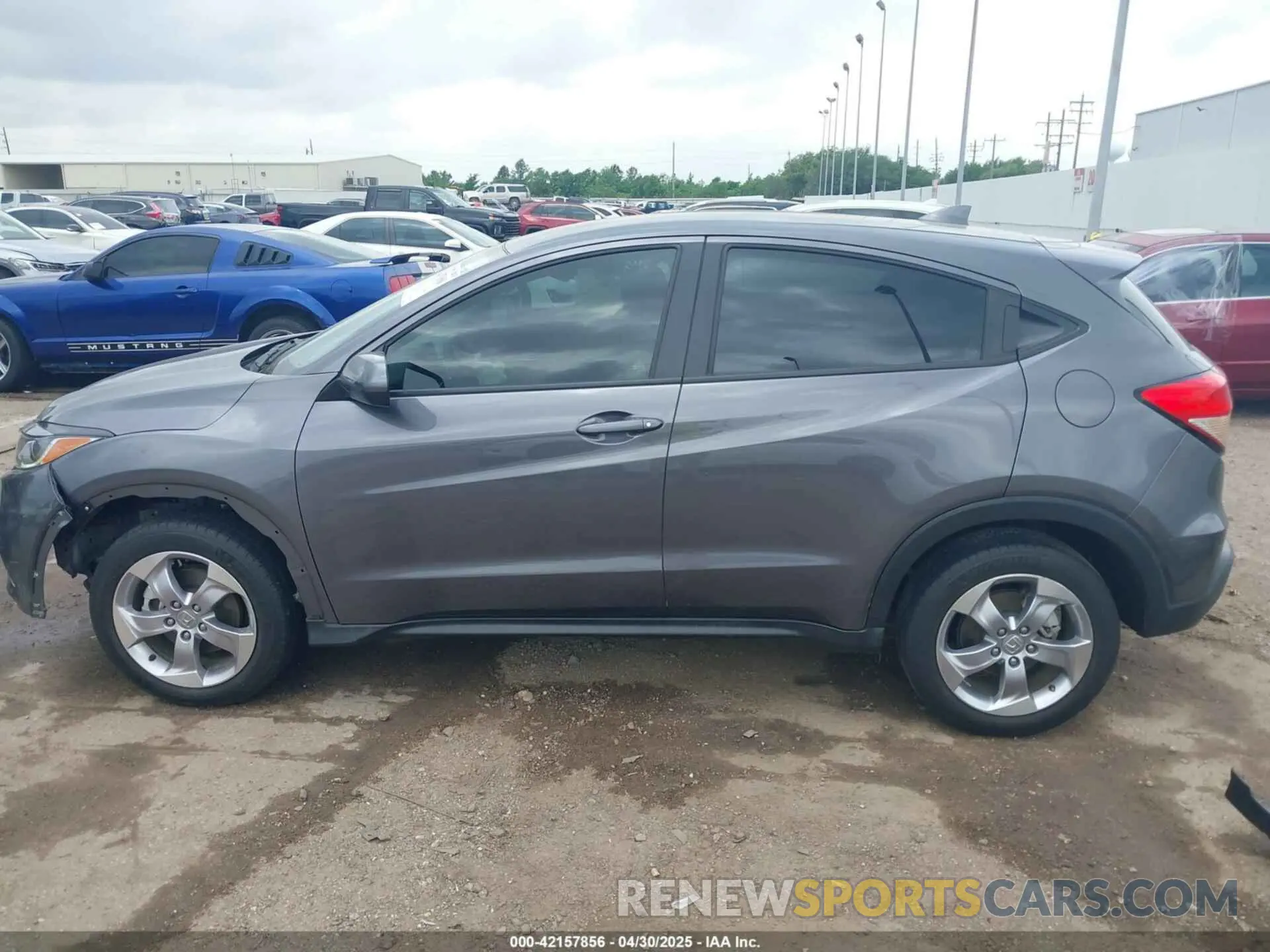 15 Photograph of a damaged car 3CZRU5H35NM703907 HONDA HR-V 2022