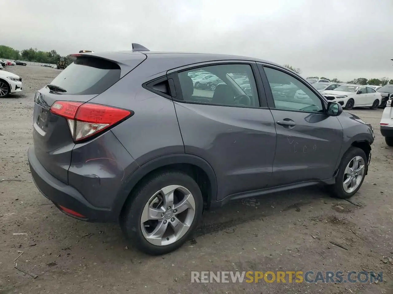 3 Photograph of a damaged car 3CZRU5H36NM703866 HONDA HR-V 2022