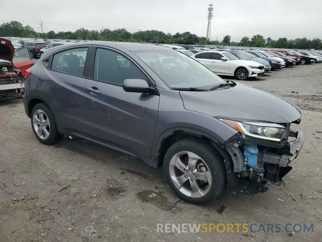 4 Photograph of a damaged car 3CZRU5H36NM703866 HONDA HR-V 2022