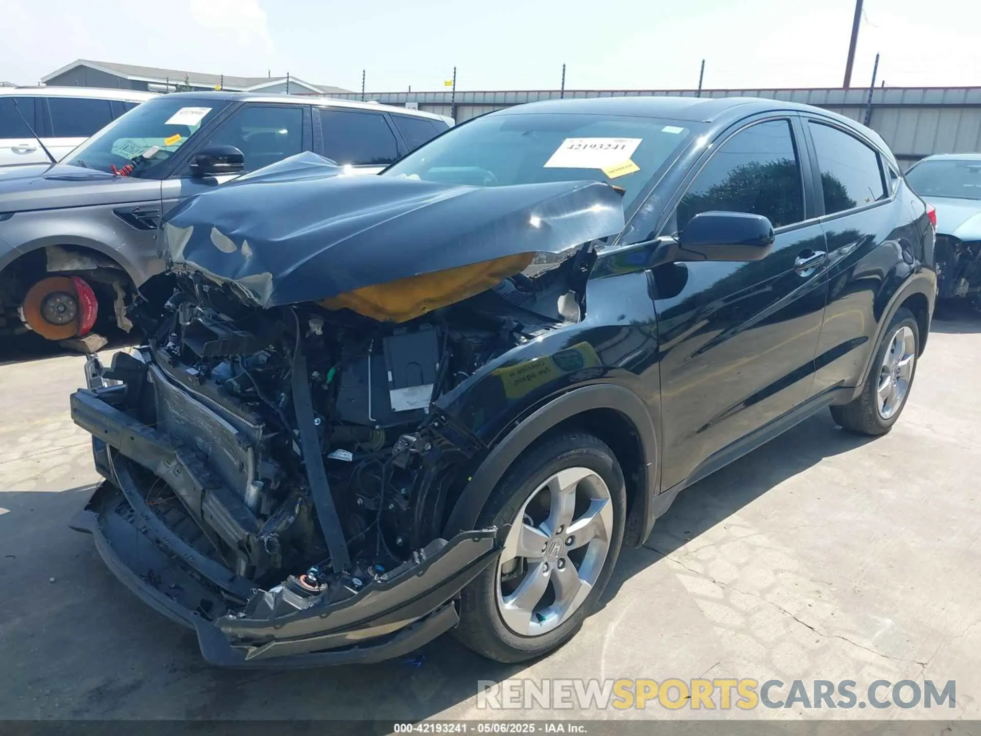 2 Photograph of a damaged car 3CZRU5H36NM738438 HONDA HR-V 2022