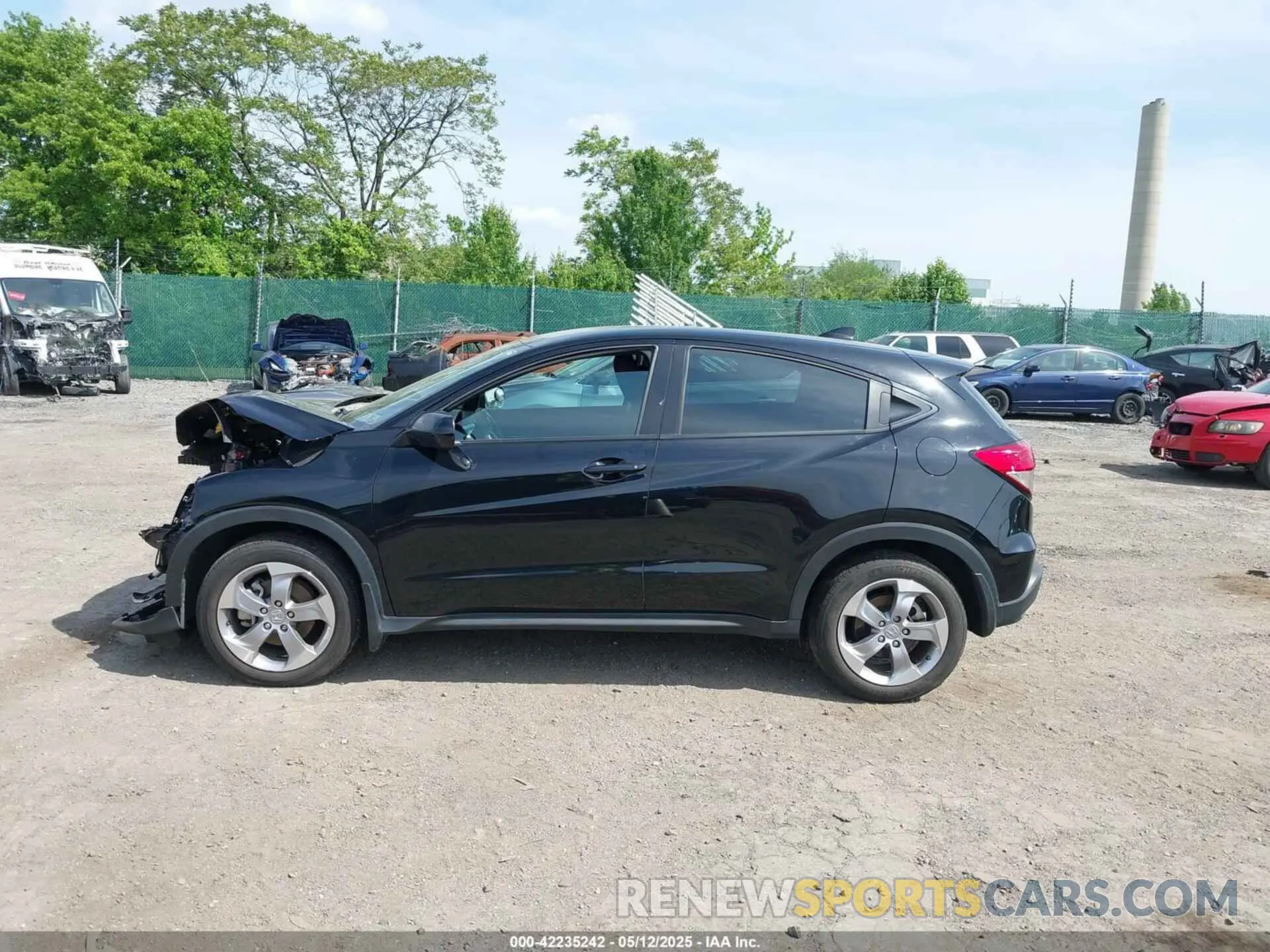15 Photograph of a damaged car 3CZRU5H36NM743817 HONDA HR-V 2022