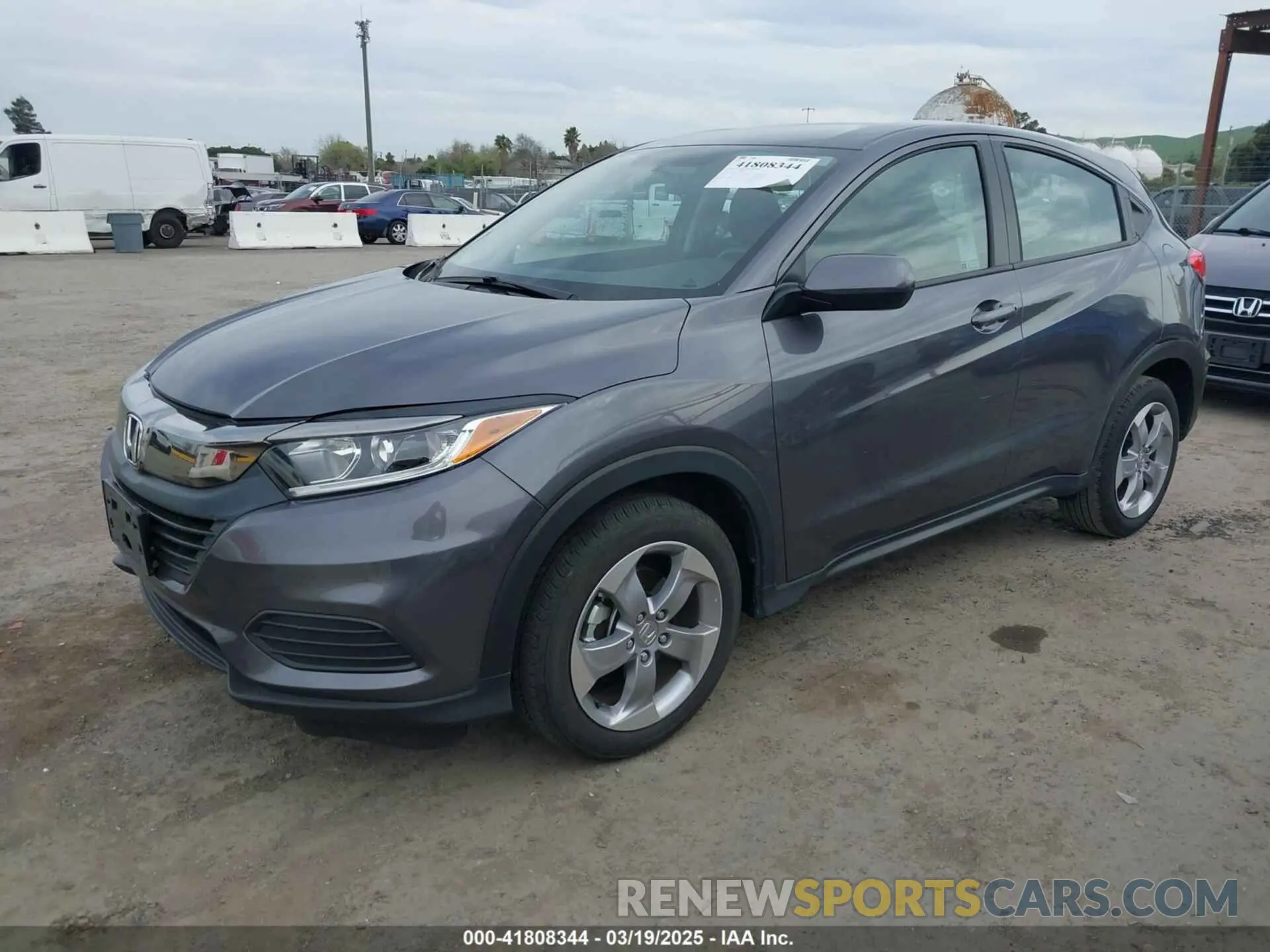 2 Photograph of a damaged car 3CZRU5H36NM744031 HONDA HR-V 2022