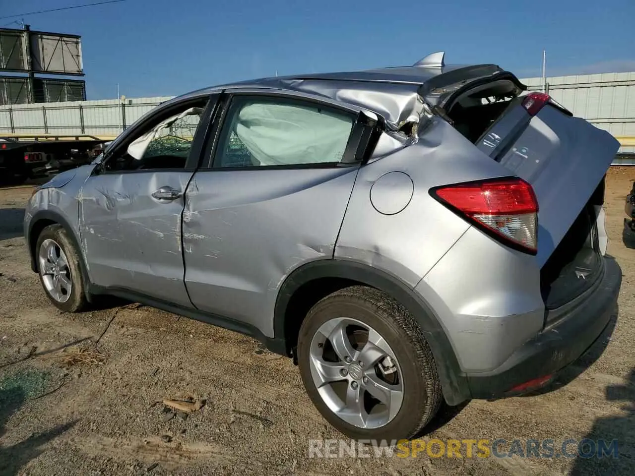 2 Photograph of a damaged car 3CZRU5H37NM706923 HONDA HR-V 2022