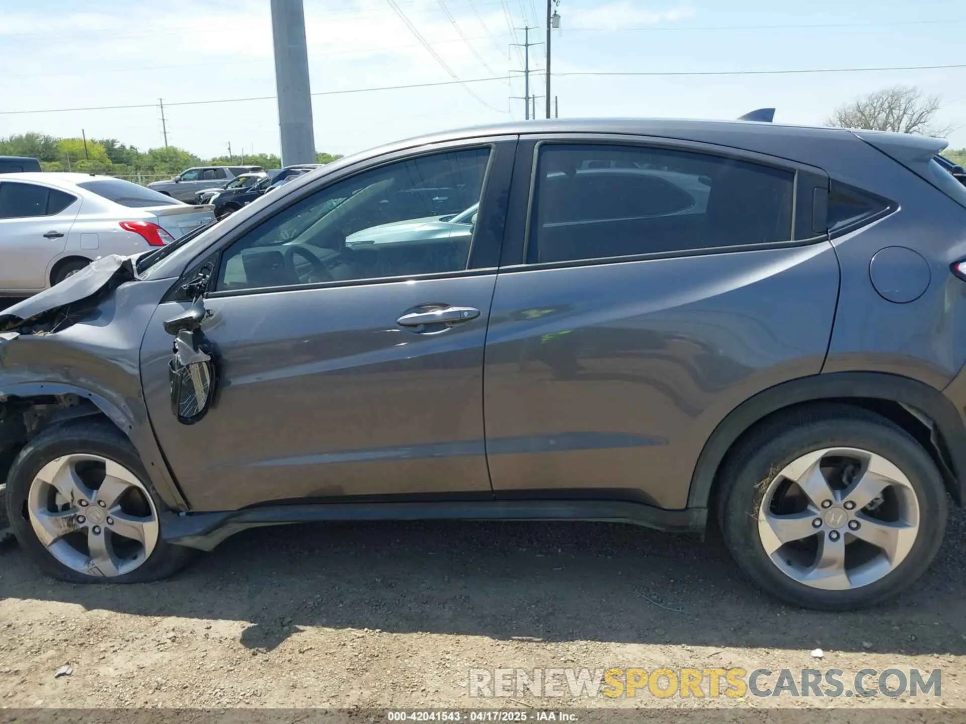 15 Photograph of a damaged car 3CZRU5H39NM724775 HONDA HR-V 2022