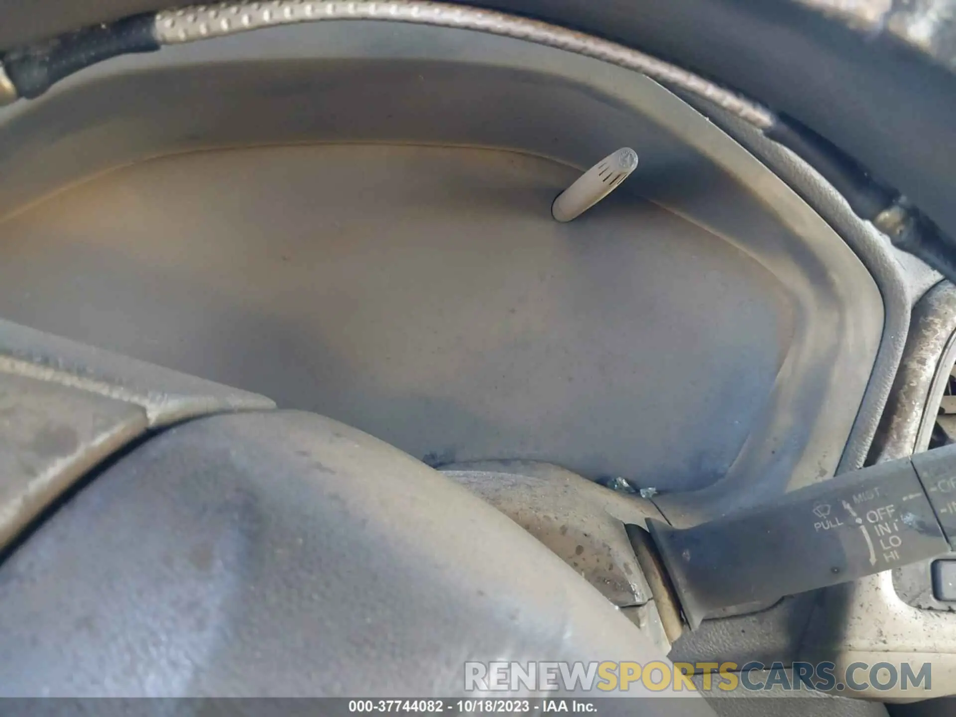 14 Photograph of a damaged car 3CZRU5H3XNM709654 HONDA HR-V 2022