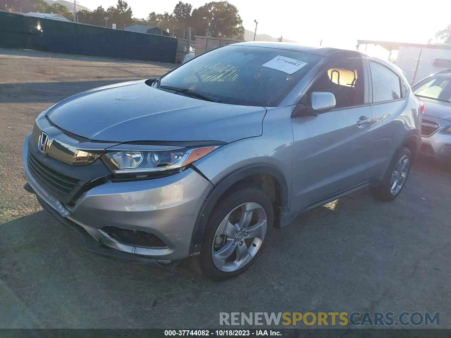 2 Photograph of a damaged car 3CZRU5H3XNM709654 HONDA HR-V 2022