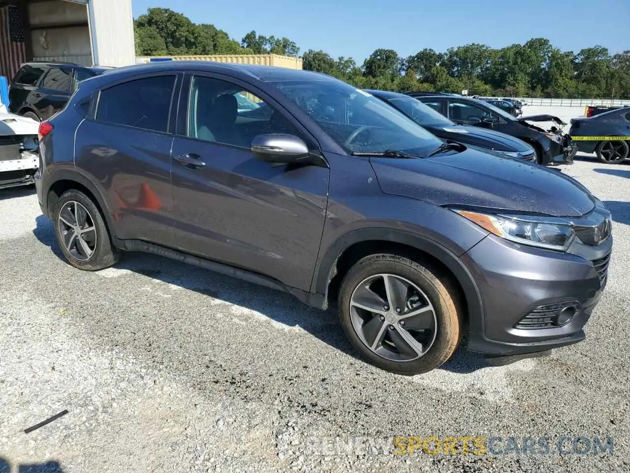 4 Photograph of a damaged car 3CZRU5H50NM729641 HONDA HR-V 2022
