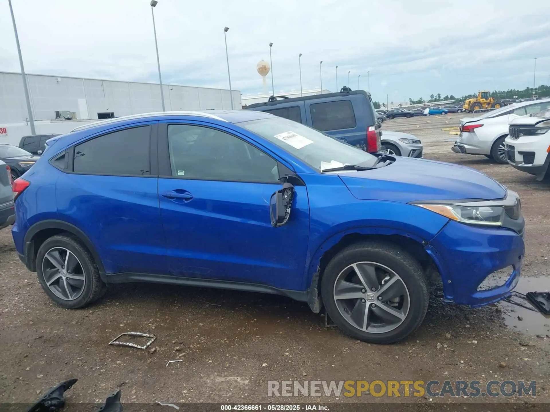 13 Photograph of a damaged car 3CZRU5H51NM710872 HONDA HR-V 2022