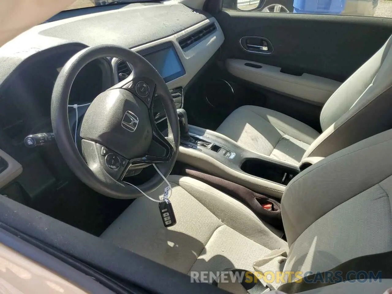 7 Photograph of a damaged car 3CZRU5H51NM717224 HONDA HR-V 2022
