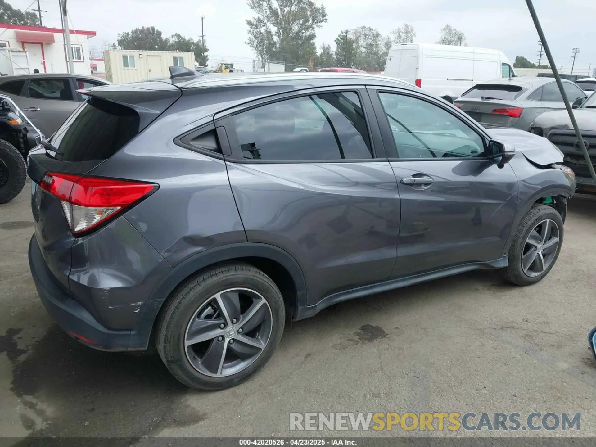 14 Photograph of a damaged car 3CZRU5H51NM719006 HONDA HR-V 2022