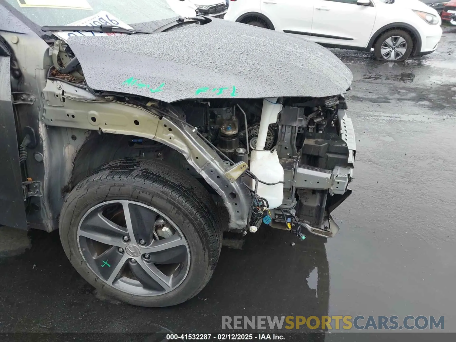 6 Photograph of a damaged car 3CZRU5H51NM742690 HONDA HR-V 2022