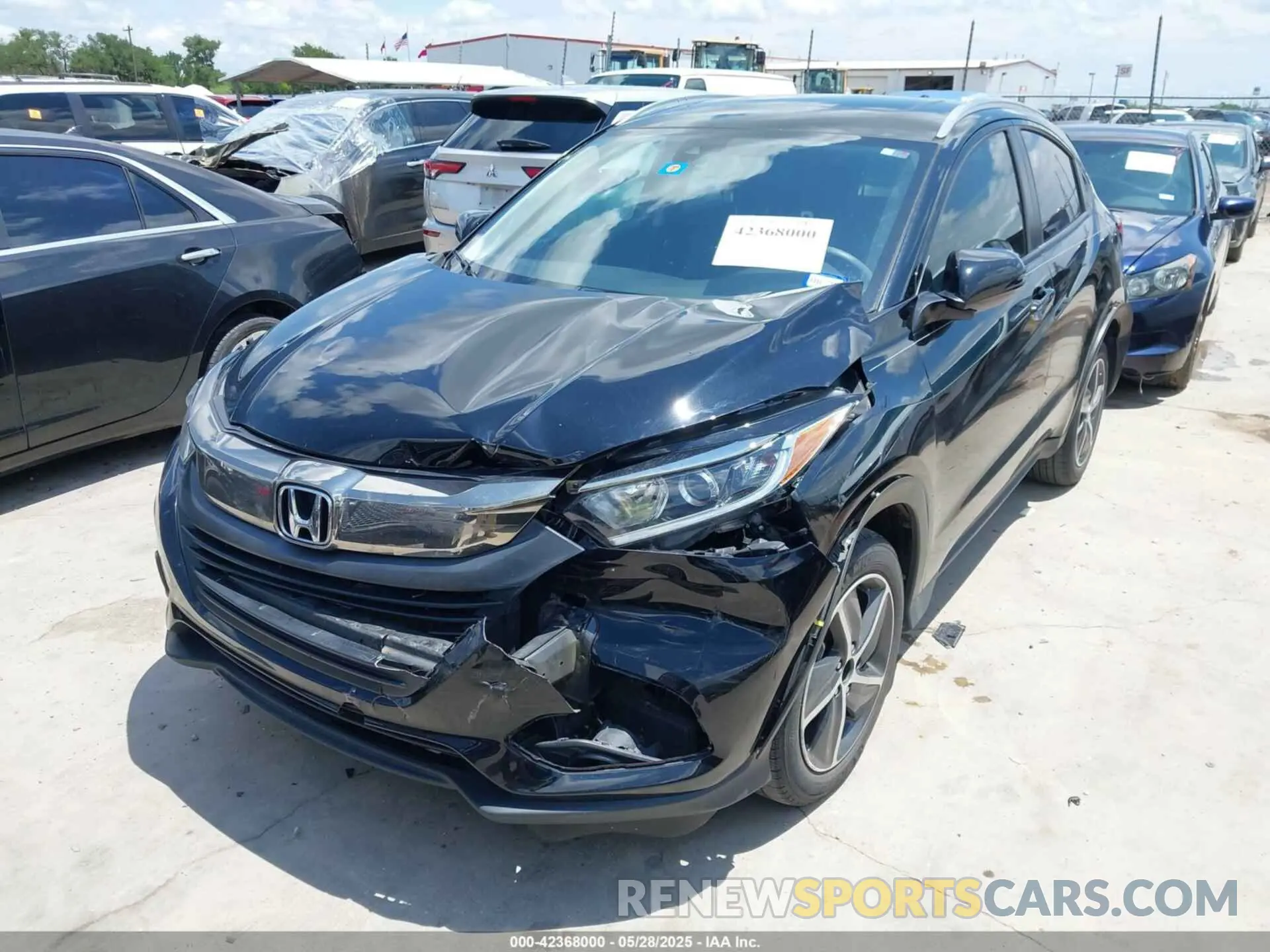 2 Photograph of a damaged car 3CZRU5H52NM700223 HONDA HR-V 2022