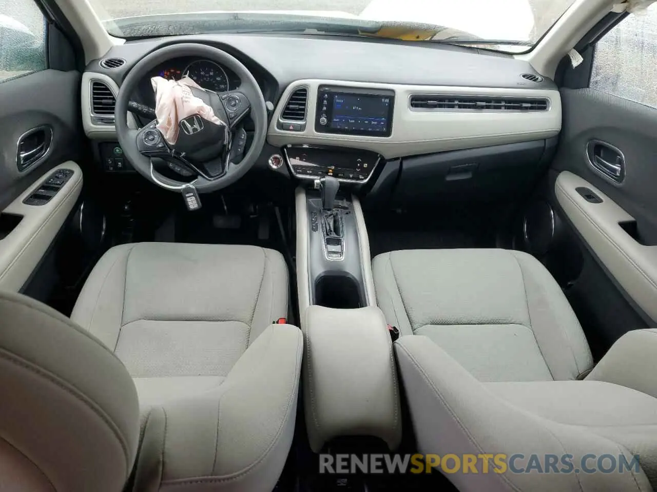 8 Photograph of a damaged car 3CZRU5H52NM703543 HONDA HR-V 2022
