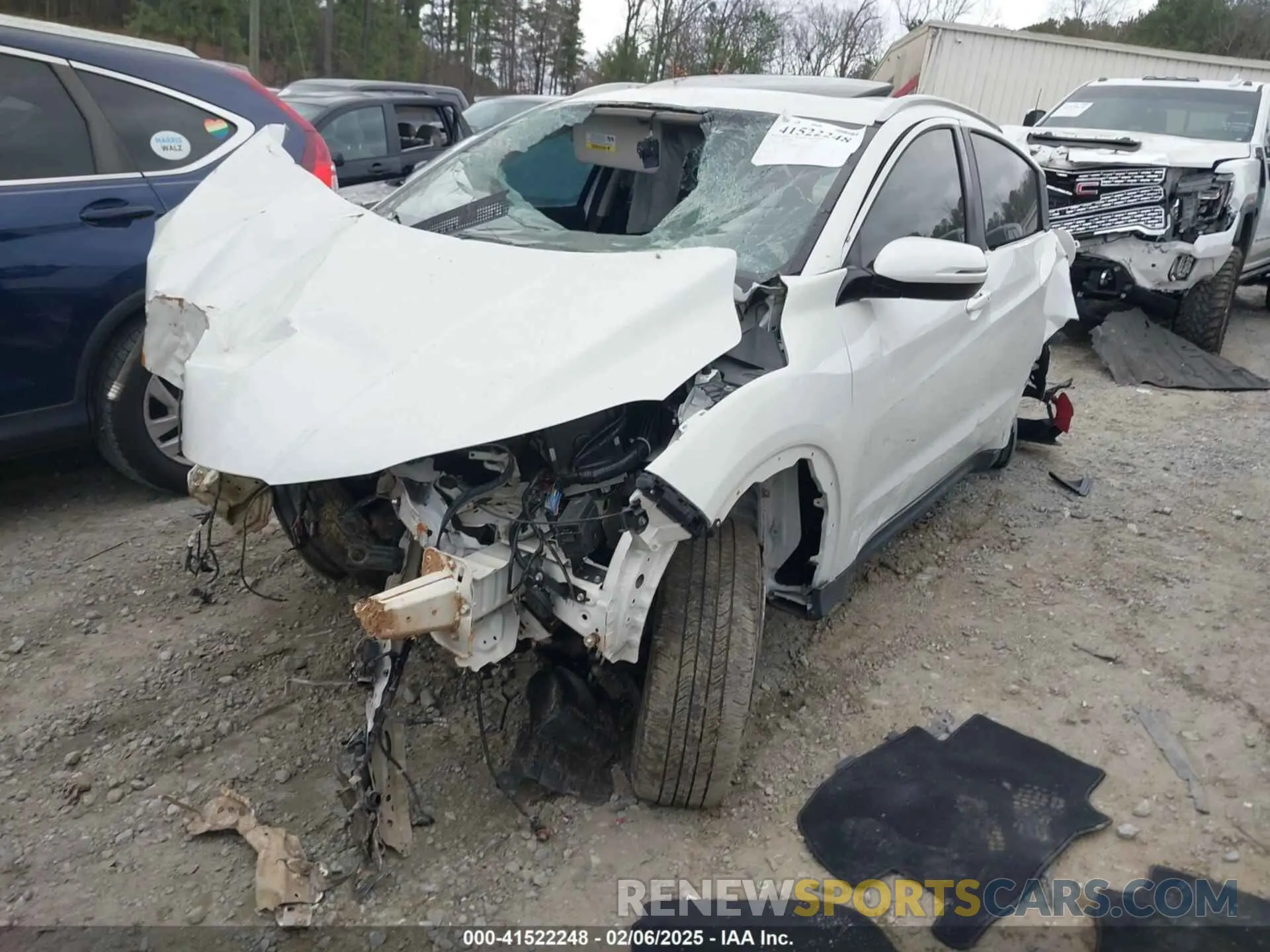 2 Photograph of a damaged car 3CZRU5H52NM730791 HONDA HR-V 2022