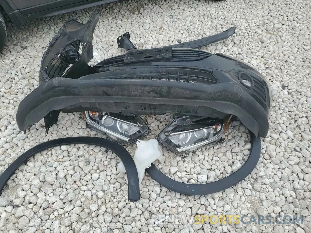 13 Photograph of a damaged car 3CZRU5H52NM737014 HONDA HR-V 2022