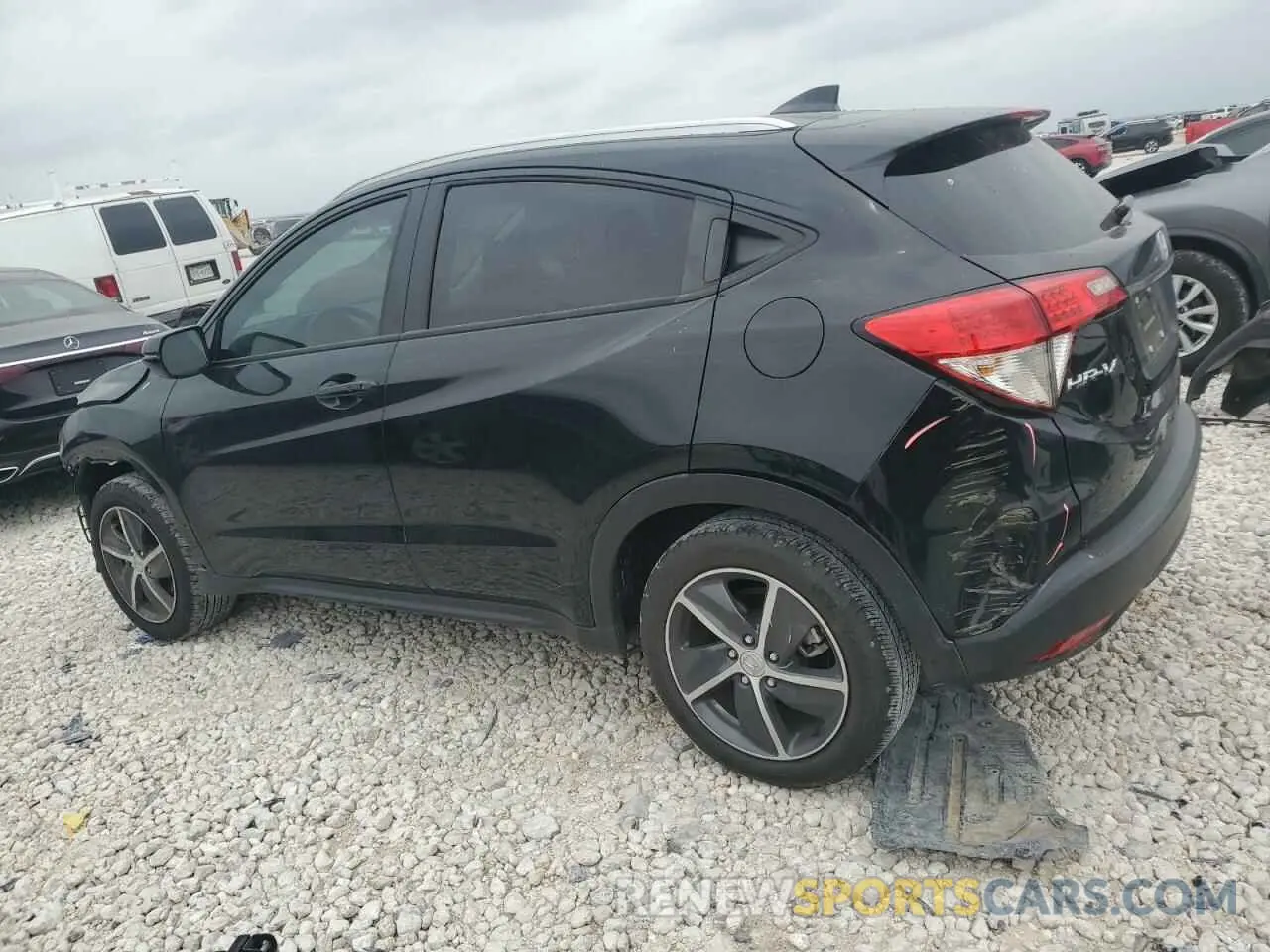 2 Photograph of a damaged car 3CZRU5H52NM737014 HONDA HR-V 2022