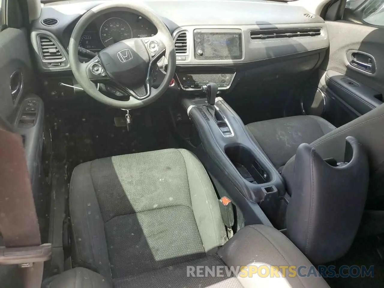 8 Photograph of a damaged car 3CZRU5H53NM728158 HONDA HR-V 2022