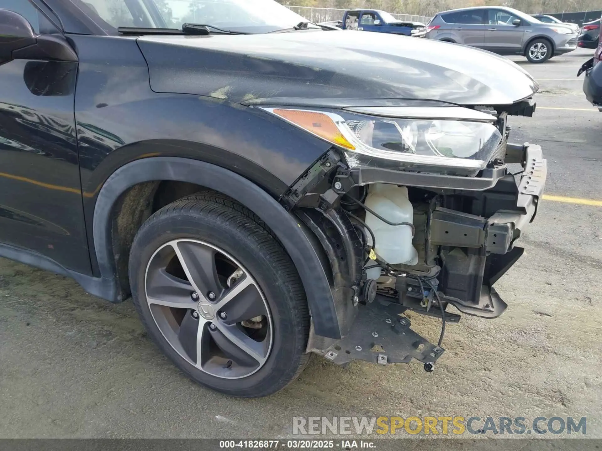 19 Photograph of a damaged car 3CZRU5H54NM701230 HONDA HR-V 2022
