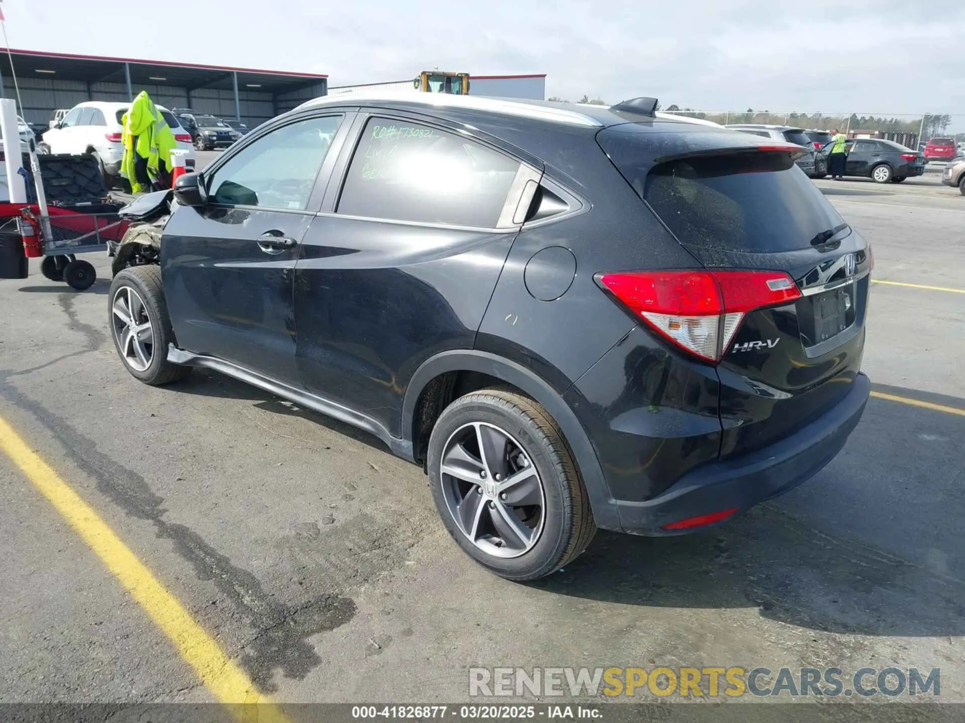3 Photograph of a damaged car 3CZRU5H54NM701230 HONDA HR-V 2022