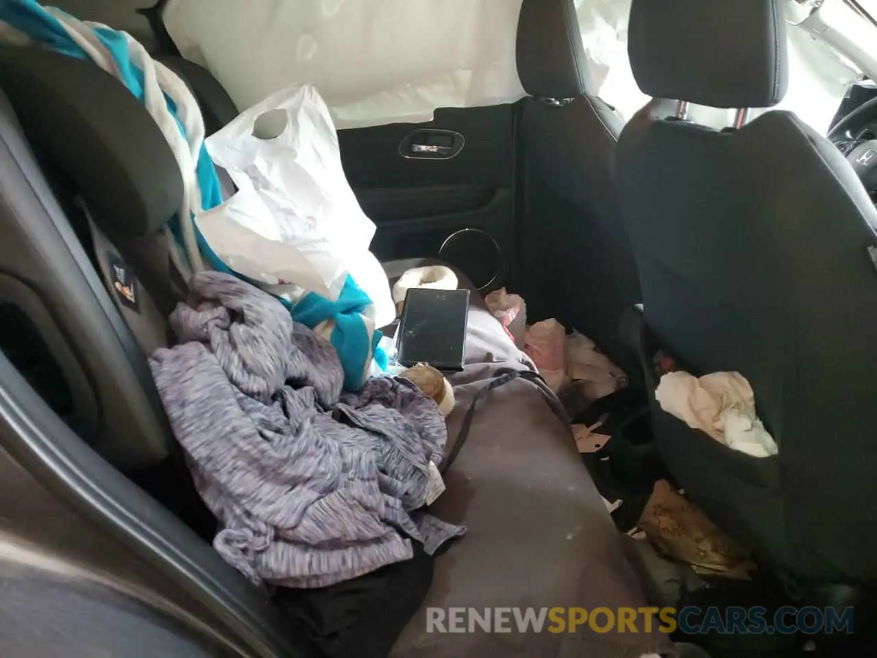 11 Photograph of a damaged car 3CZRU5H55NM729960 HONDA HR-V 2022