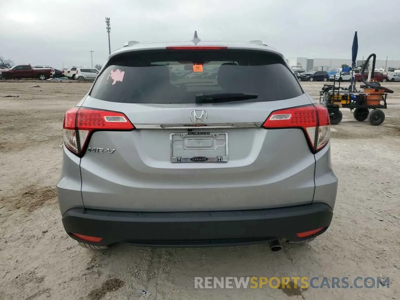 6 Photograph of a damaged car 3CZRU5H56NM732334 HONDA HR-V 2022