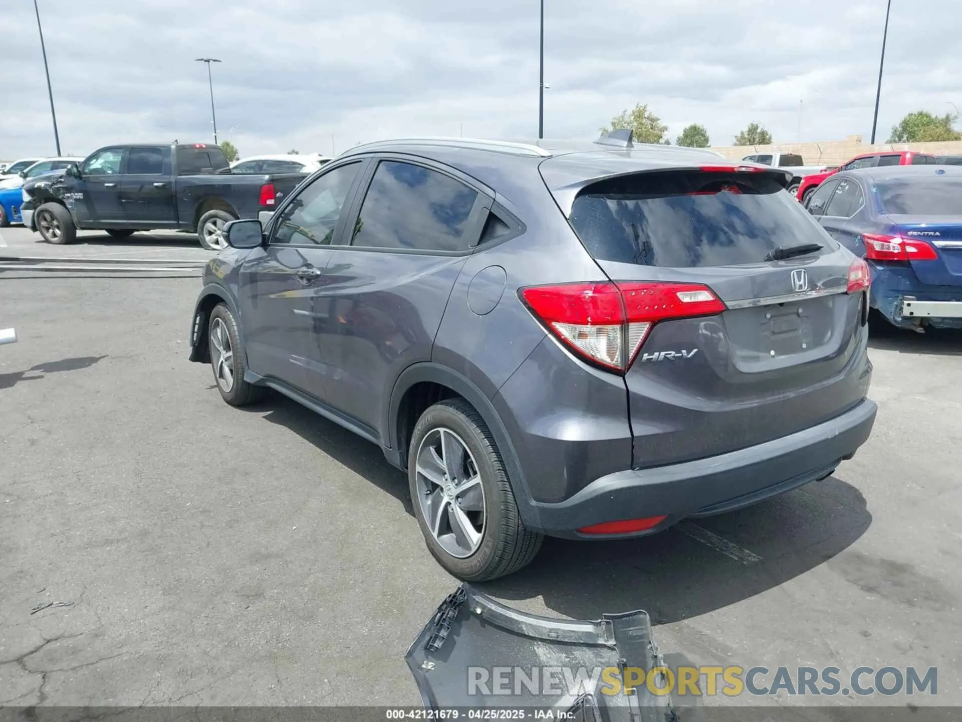 15 Photograph of a damaged car 3CZRU5H57NM703540 HONDA HR-V 2022
