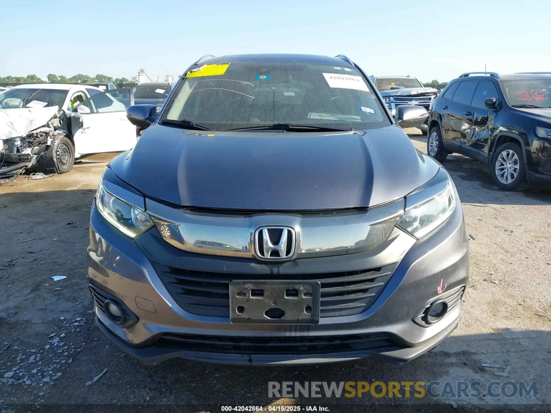 12 Photograph of a damaged car 3CZRU5H57NM719012 HONDA HR-V 2022