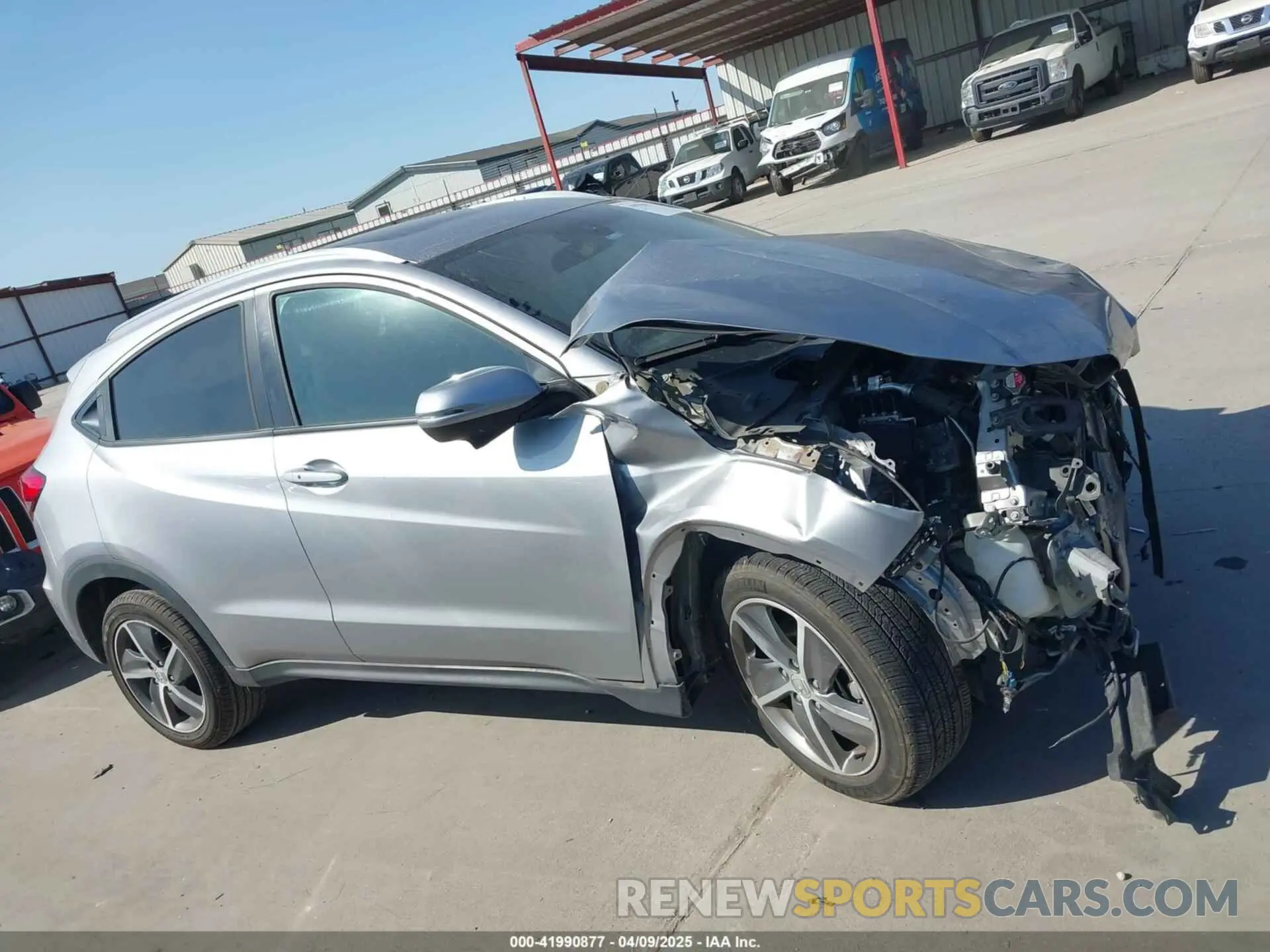 12 Photograph of a damaged car 3CZRU5H57NM719303 HONDA HR-V 2022