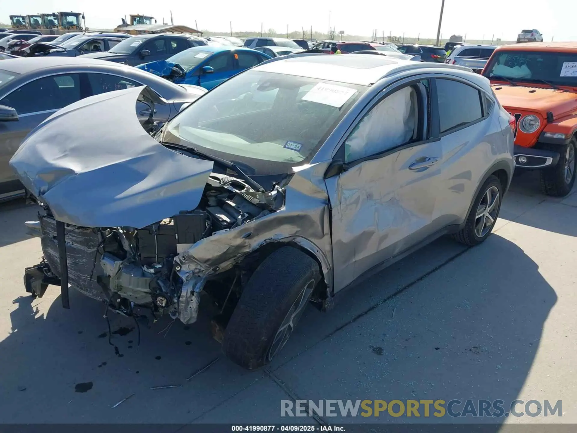 2 Photograph of a damaged car 3CZRU5H57NM719303 HONDA HR-V 2022