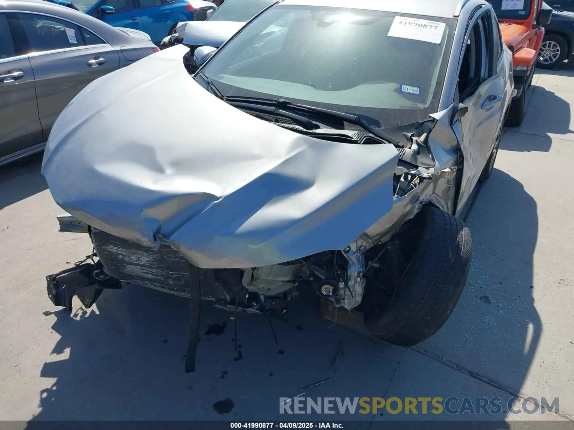 6 Photograph of a damaged car 3CZRU5H57NM719303 HONDA HR-V 2022